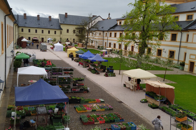 Zahradnické trhy na Kuksu